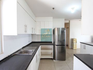 Elegant 3BR Condo at Sedona Parc – Spacious Corner Unit with Balcony