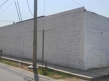 TERRENO-ESQUINA 1,427m2 - LOS CIRUELOS - S.J.L.