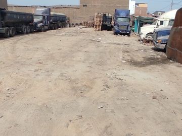 TERRENO-ESQUINA 1,427m2 - LOS CIRUELOS - S.J.L.