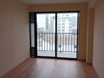 Vendo Departamento 1 dormitorio en Lince vista a la calle