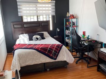 VENTA Amplia Casa en Av. Guillermo Ulriksen/Colegio Trinity, LA SERENA