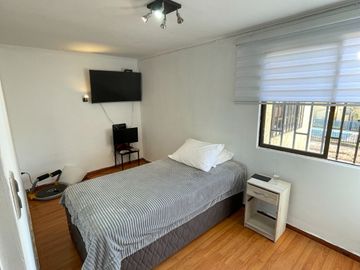 VENTA Amplia Casa en Av. Guillermo Ulriksen/Colegio Trinity, LA SERENA