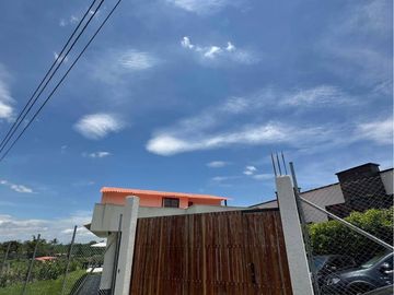 SE VENDE CASA CAMPESTRE AMOBLADA - VIA QUIMBAYA