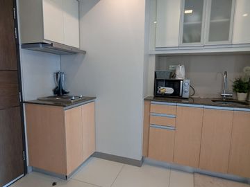 FOR SALE: 1br unit One Uptown Residences AIRBNB READY