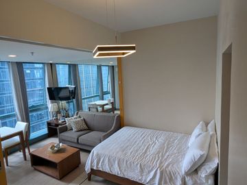FOR SALE: 1br unit One Uptown Residences AIRBNB READY