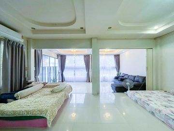Semi Detached for Sale Ratchathani 6 Village 140 sq.m.