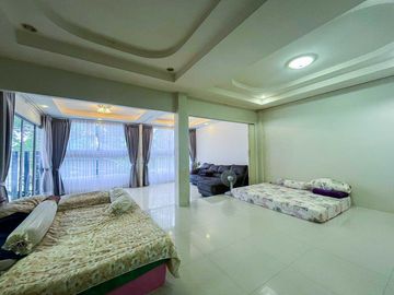 Semi Detached for Sale Ratchathani 6 Village 140 sq.m.