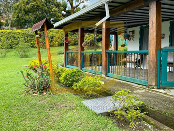 Casa Campestre en Venta via Circasia Salento