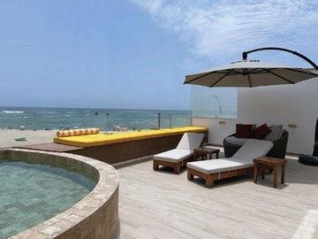 Venta Duplex Playa El Silencio Primera Fila Frente Al Mar, Punta Hermosa Con 2 Estacionamientos