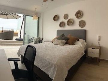 Venta Duplex Playa El Silencio Primera Fila Frente Al Mar, Punta Hermosa Con 2 Estacionamientos