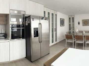 Venta Duplex Playa El Silencio Primera Fila Frente Al Mar, Punta Hermosa Con 2 Estacionamientos
