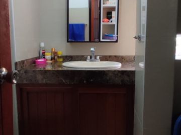 Dpto. 1er. piso La Molina $ 125,000 negociables