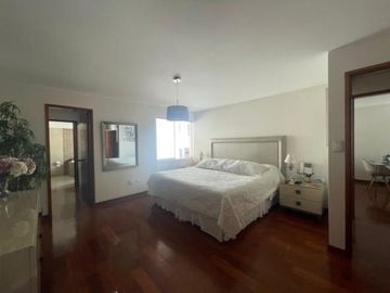 Venta de Amplio Dúplex de 3 Dormitorios con 2 Terrazas en Reynaldo de Vivanco, Chacarilla