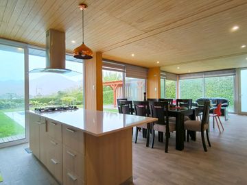 🏡 ¡Vive Rodeado De Naturaleza En Una Zona Exclusiva!