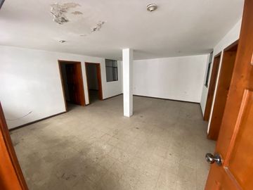 Excelente venta Casa rentera 470m2 Ibarra