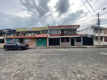 Excelente venta Casa rentera 470m2 Ibarra