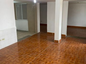 Excelente venta Casa rentera 470m2 Ibarra