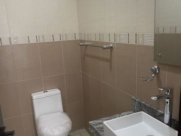 CASA EN VENTA REAL DE VALDEPEÑAS		3,980,000
