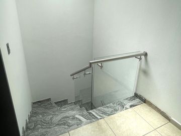 CASA EN VENTA REAL DE VALDEPEÑAS		3,980,000