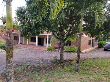 Vendo QUINTA en Santa Isabel