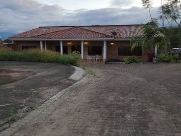 Vendo QUINTA en Santa Isabel