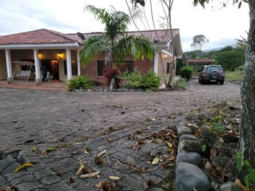 Vendo QUINTA en Santa Isabel