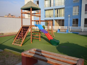 Casa 4 pisos condominio El Olivar, Carabayllo, cochera privada opcional