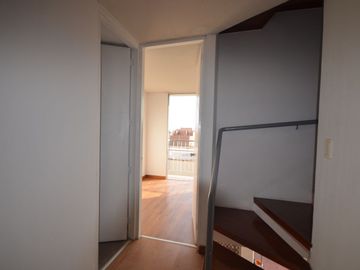 Casa 4 pisos condominio El Olivar, Carabayllo, cochera privada opcional