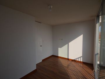 Casa 4 pisos condominio El Olivar, Carabayllo, cochera privada opcional