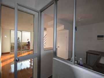 Casa 4 pisos condominio El Olivar, Carabayllo, cochera privada opcional
