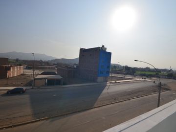 Casa 4 pisos condominio El Olivar, Carabayllo, cochera privada opcional