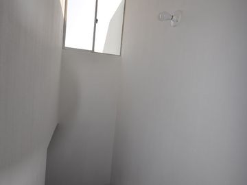 Casa 4 pisos condominio El Olivar, Carabayllo, cochera privada opcional