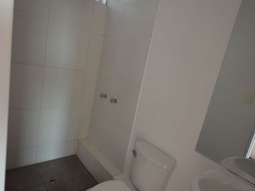 Casa 4 pisos condominio El Olivar, Carabayllo, cochera privada opcional