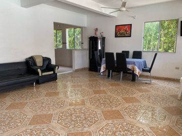 Casa con piscina privada en Melgar,  Vive en el exclusivo Condominio Heliópolis