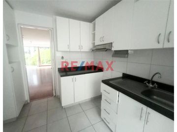 Lindo Departamento En Magdalena Limite Con San Isidro