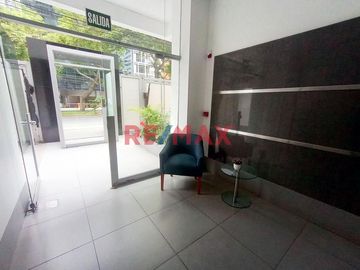 Lindo Departamento En Magdalena Limite Con San Isidro