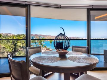 DEPARTAMENTO EN VENTA FRENTE AL MAR EN LA CRUZ DE HUANACAXTLE EN TIZATE