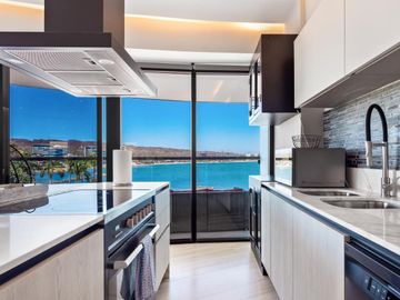 DEPARTAMENTO EN VENTA FRENTE AL MAR EN LA CRUZ DE HUANACAXTLE EN TIZATE