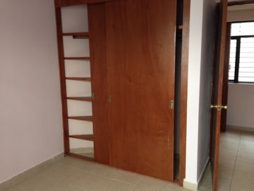 CASA EN VENTA TOLUCA NUEVA OXTOTITLAN CERCA FACULTADES CON DOS DEPARTAMENTOS