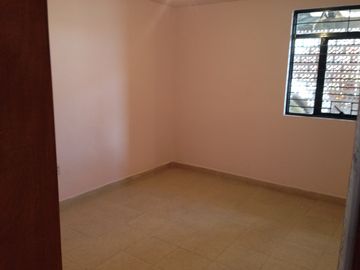 CASA EN VENTA TOLUCA NUEVA OXTOTITLAN CERCA FACULTADES CON DOS DEPARTAMENTOS