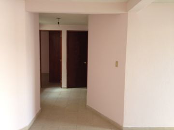 CASA EN VENTA TOLUCA NUEVA OXTOTITLAN CERCA FACULTADES CON DOS DEPARTAMENTOS