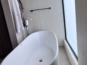 Residencia amplia en Gran Reserva, Lomas de Angelópolis III