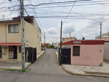 BONITA CASA EN VENTA DE RECUPERACION BANCARIA UBICADO EN CALZ. AMARGURA 522