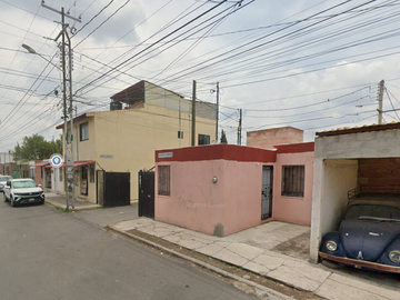 BONITA CASA EN VENTA DE RECUPERACION BANCARIA UBICADO EN CALZ. AMARGURA 522