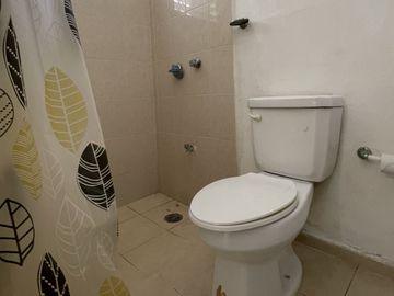 Casa con departamento al Poniente de Mérida