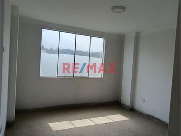 Venta De Departamento En Casco , Sol De Huampani