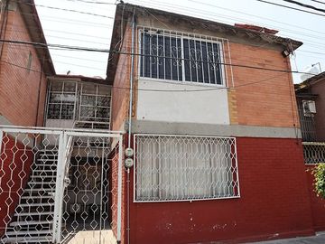 CASA EN VENTA EN VALLE 1RA NEZAHUALCOYOTL