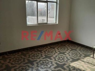 Terreno en venta en San Juan de Lurigancho – 2,604 m² – Ideal para proyectos educativos o comerciales