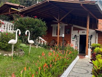 VENTA DE FINCA DE RECREO  EN BARBOSA ANTIOQUIA COLOMBIA.