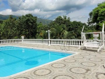 VENTA DE FINCA DE RECREO  EN BARBOSA ANTIOQUIA COLOMBIA.